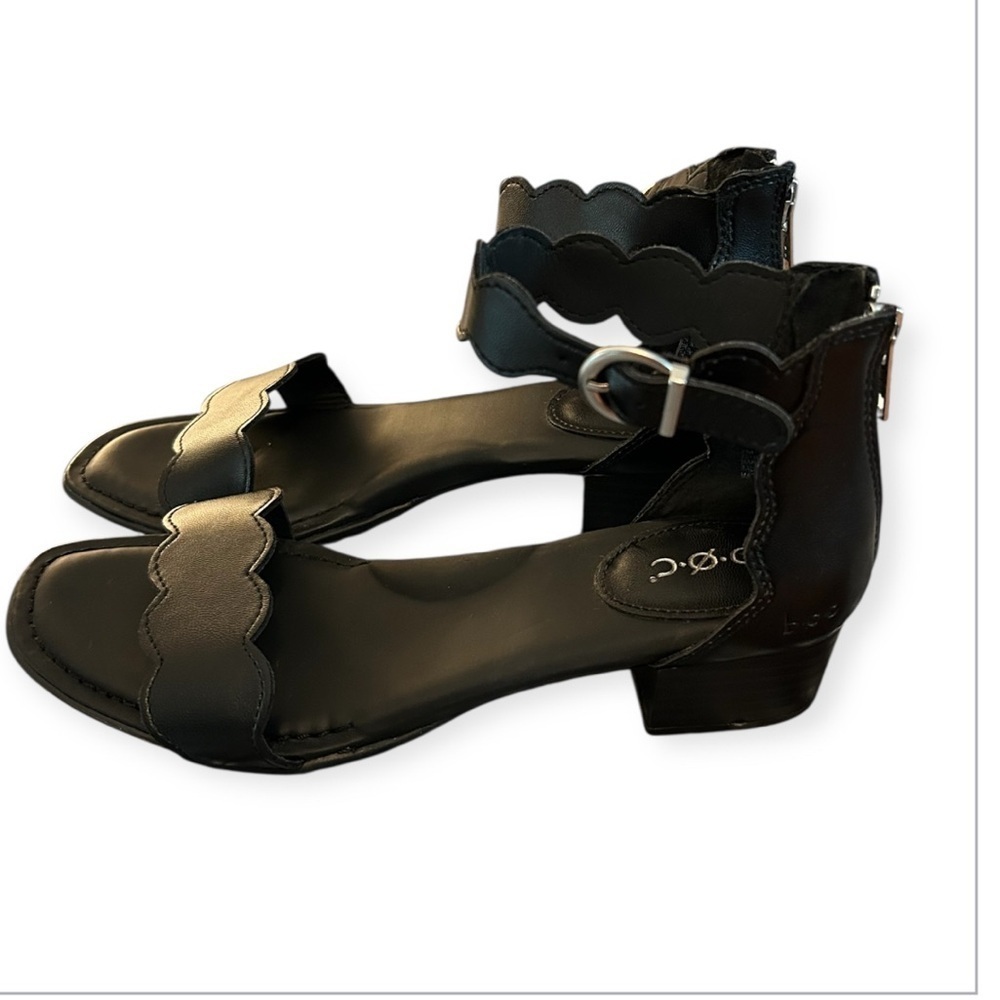 b.o.c. Holly Black Scalloped Ankle Strap Sandals - Picture 6 of 8